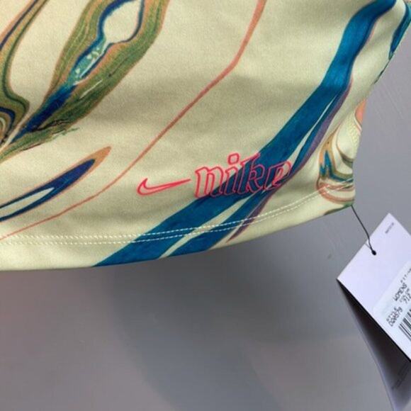 Nike Sportswear Ai Marbel Cropped Tank Top Yellow 2XL - Picture 7 of 9